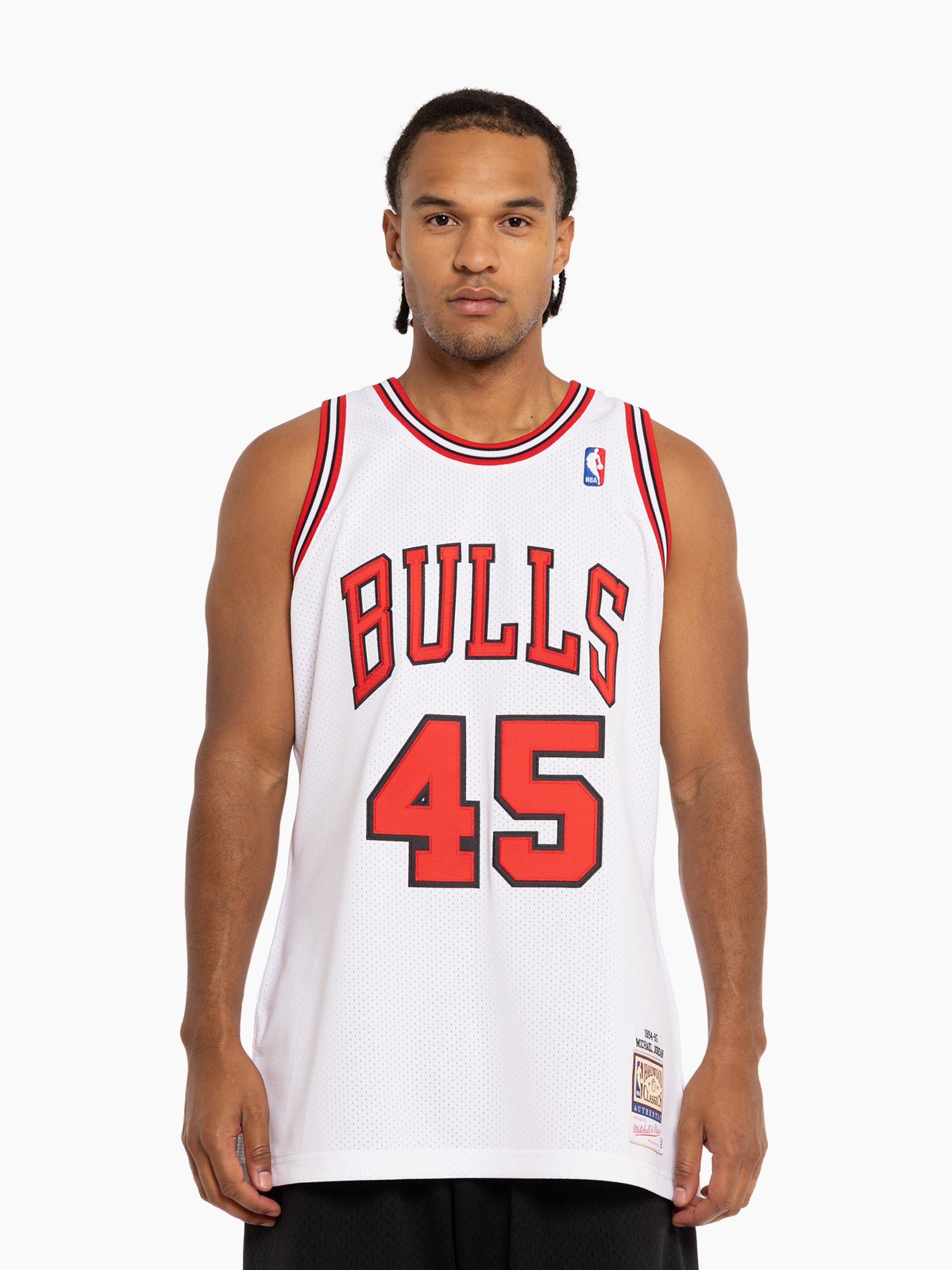 Chicago bulls hotsell home jersey