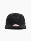 Chicago Bulls Black Team Logo Pro Pinch Snapback