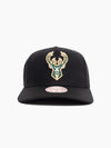 Milwaukee Bucks Team Colour Logo Pro Pinch Snapback